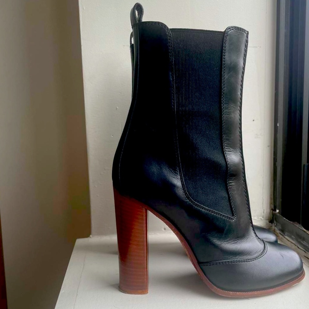 pre-loved Celine booties with wooden heel Used